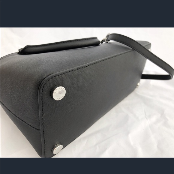 NWT Michael Kors Emmy LargeSatchel Crossbody Black - Picture 7 of 8